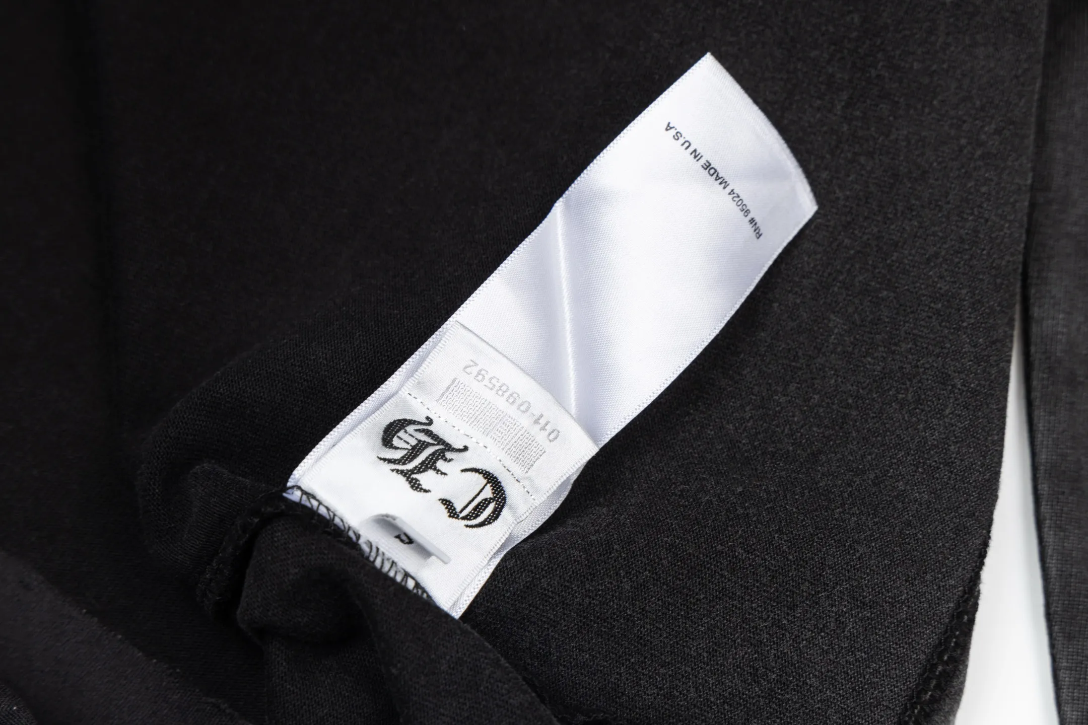 ：F CH 🖤New Arrival 💙💙 ～ ➕ g ～ ！！ ⭐ ！ 😻 Classic ！ CHClassic ！ Color: White Size:S M L XL